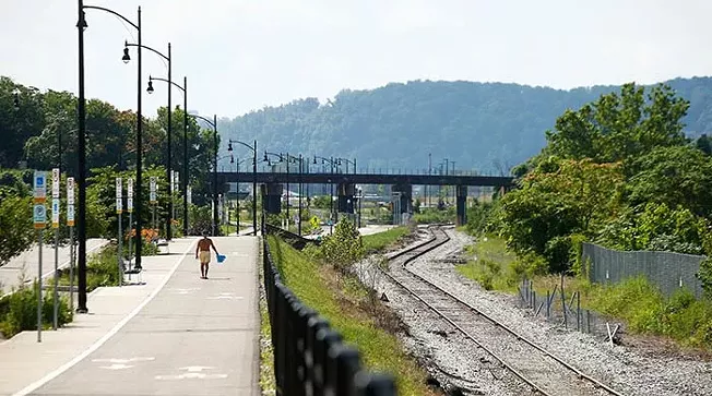 Mayor-elect Gainey puts controversial transit project on hold as multi-modal vision of Hazelwood Green becomes more uncertain - Vimarsana News