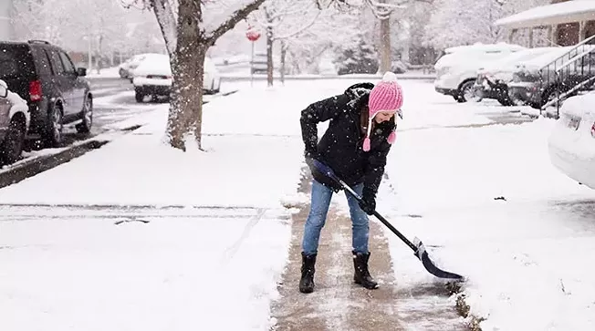 Pittsburgh looking for participants for its Snow Angels shoveling program - Vimarsana News