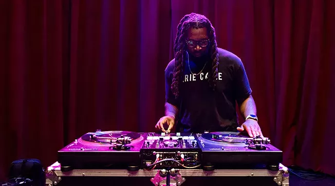 Pittsburgh DJs prepare for battle at Thunderbird | Pittsburgh City Paper - Vimarsana News
