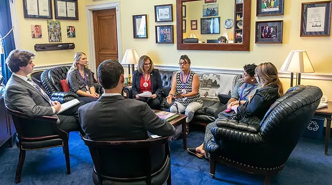 Chronic pain patient becomes advocate for health care reforms - Vimarsana News