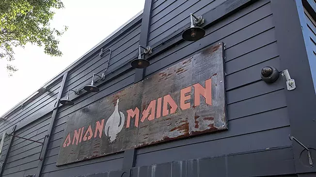 An outdoor dining guide, a seafood feast, and more Pittsburgh food news - Vimarsana News