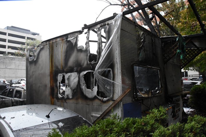 The Lai Thai food cart in SW Portland caught fire this afternoon.