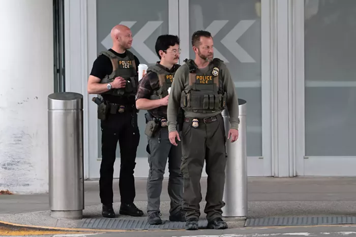 Good Morning, News! PCC Strike May Impact International Students, Klamath Salmon Return , House to Consider Senate DHS Bill, ICE at Airports , and Wikipedia Bans AI Content 