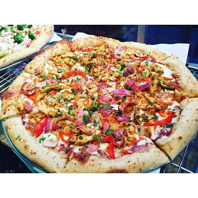 Pizza Schmizza Pub Grub Portland Oregon Portland Mercury