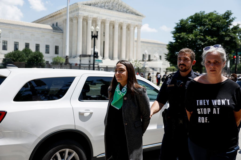 Good Afternoon, News: Capitol Police Arrest the Squad, Patriot Prayer Acquittals, and Predictions of a Pacific Northwest Hottening - Vimarsana News