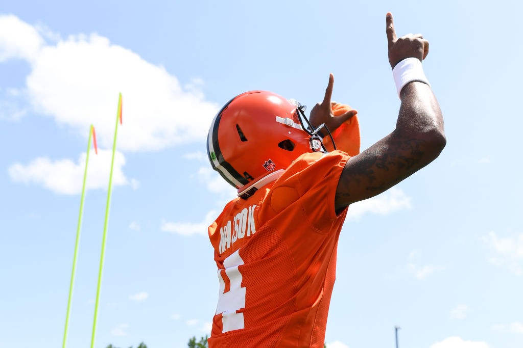 Good Morning, News: Anti-Racist Training for Coaches, NFL Pushes for Stronger Punishment, and Oregon's Housing Shortage - Vimarsana News