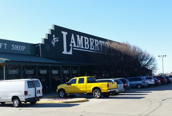 Throwed Roll Leads to Lawsuit Against Lambert&#39;s Cafe | Food Blog