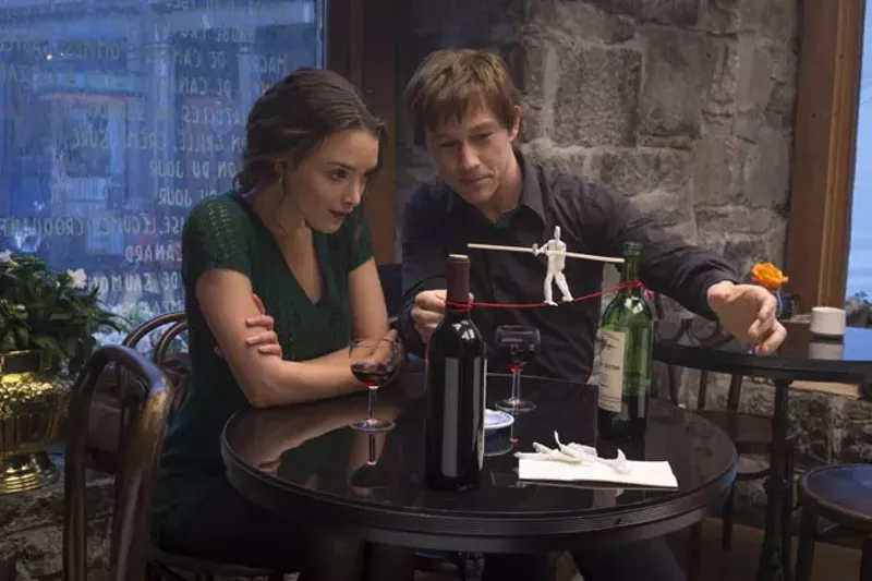 Philippe Petit (Joseph Gordon-Levitt) shares his dream with Annie (Charlotte Le Bon). - © 2015 CTMG, INC.