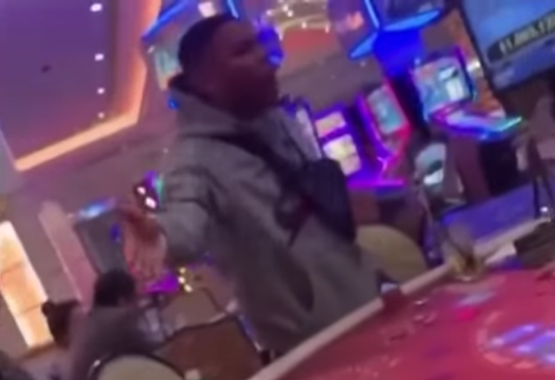 In all honesty, it would have been a lot more hot in here if he would have taken him up on the offer. - SCREENSHOT FROM TMZ'S VIDEO