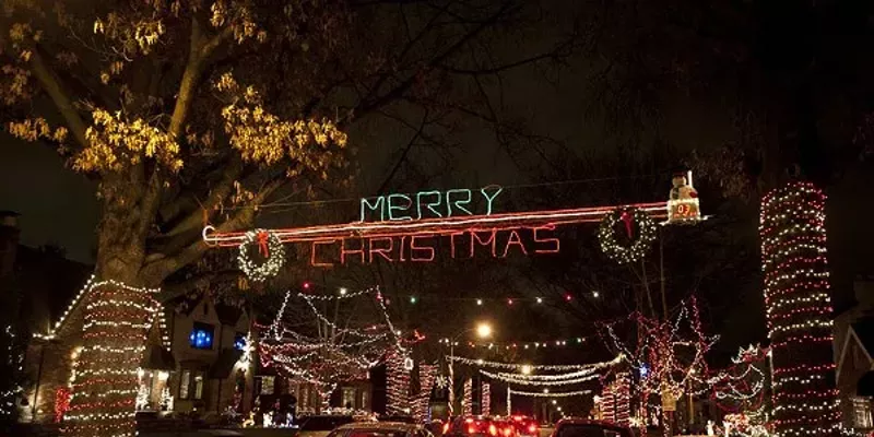 Candy Cane Lane Holiday Lights Tour St Louis