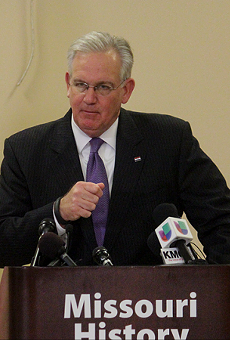 Governor Jay Nixon "Bans the Box," Making Employment Easier for Ex-Cons