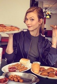 St. Louis Native Karlie Kloss Gives Local Businesses a Shout-Out