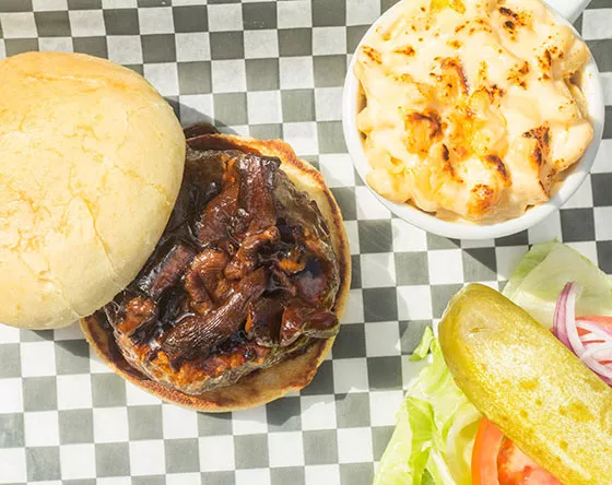The kangaroo burger with mac & cheese. - MABEL SUEN
