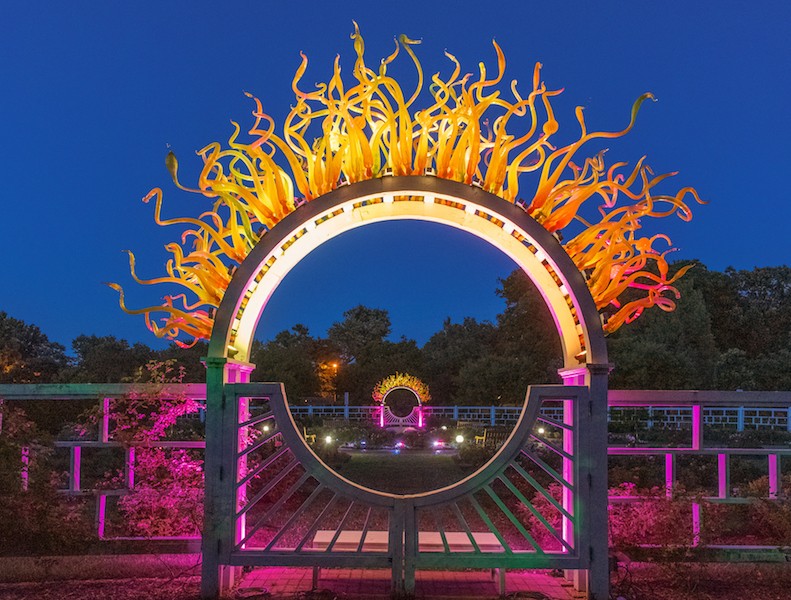 Missouri Botanical Garden Gets Lit With Garden Party Lights Arts