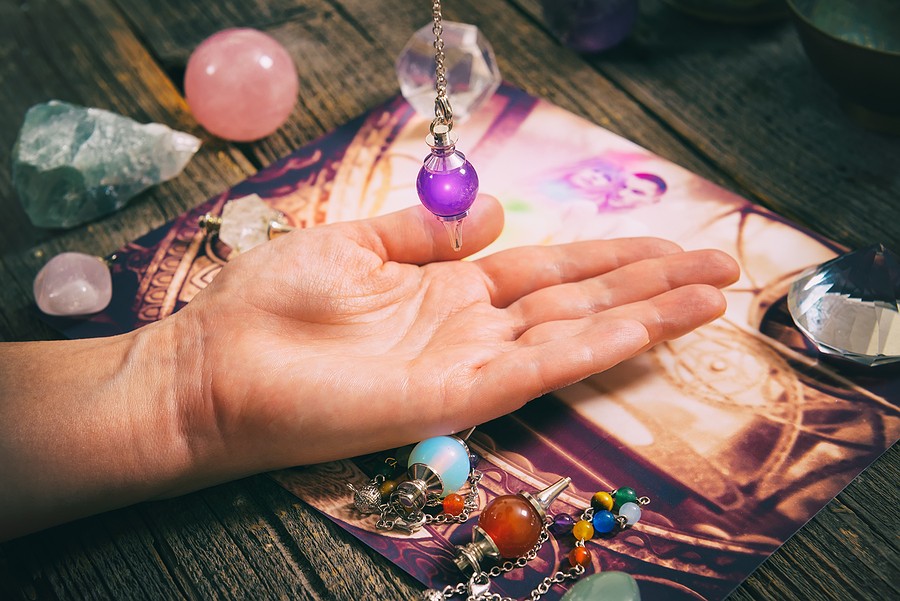 Free Psychic Readings Online: 100% FREE Minutes By Phone or Chat | Paid  Content | St. Louis | St. Louis News and Events | Riverfront Times