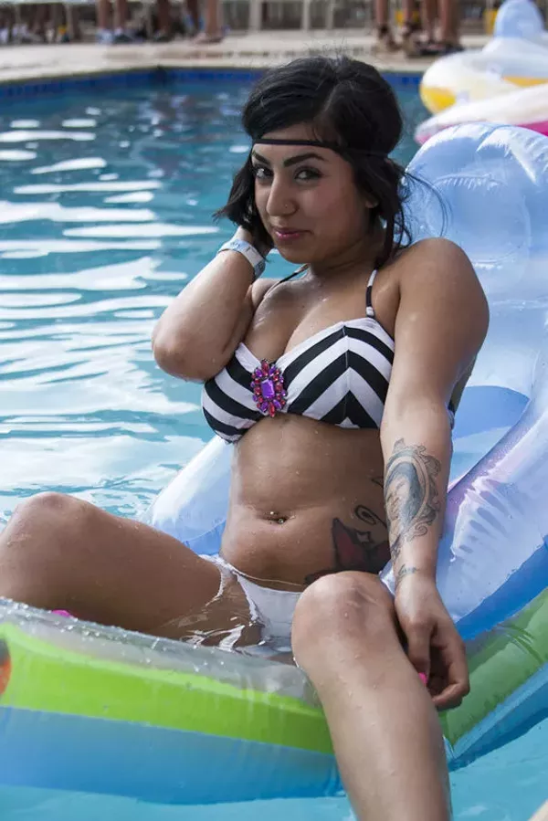 The People You See At A Pool Party St Louis Slideshows St Louis News And Events Riverfront Times