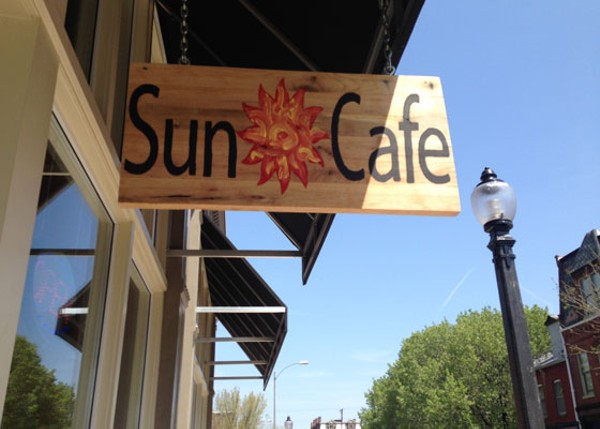 Sun Cafe -- a Coffee Shop with a Cause -- Helps Hyde Park Get On Its Feet | Food Blog