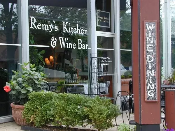 Remy S Kitchen Wine Bar St Louis Mo Remy S Kitchen Wine Bar St Louis Mo