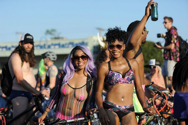 iParty: World Naked Bike Ride | Entertainment | stltoday.com