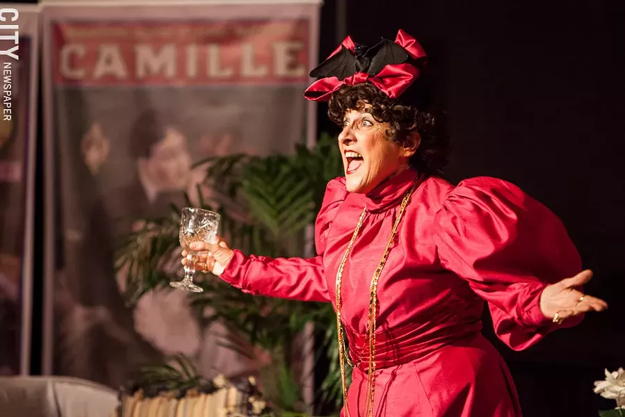 Carol Dunitz in "Bernhardt on Broadway" - PHOTO BY JOHN SCHLIA