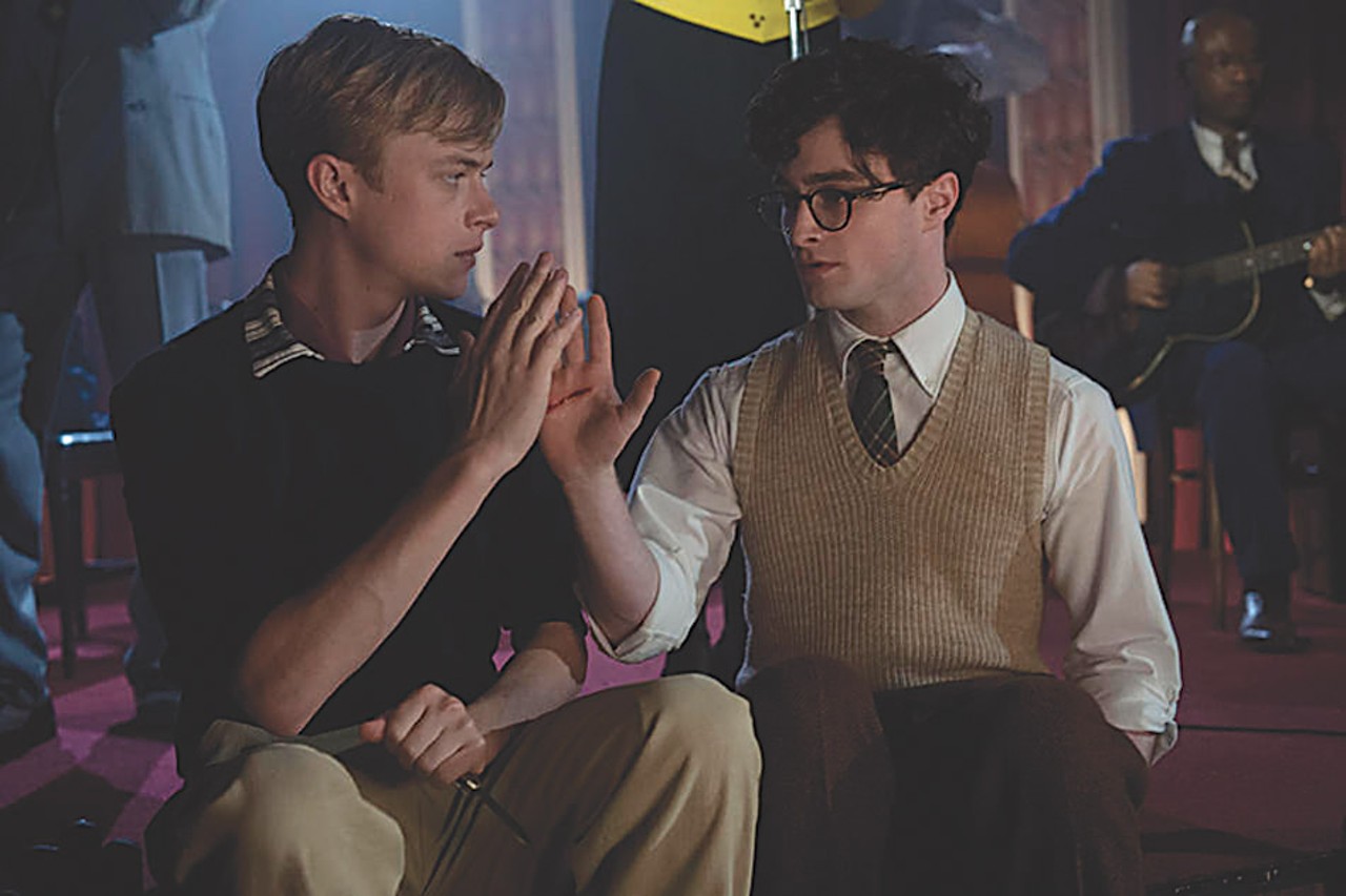 https://media2.fdncms.com/rochester/imager/dane-dehaan-and-daniel-radcliffe-in-kill-your-darlings/u/zoom/2299035/movie_review2-1.jpg