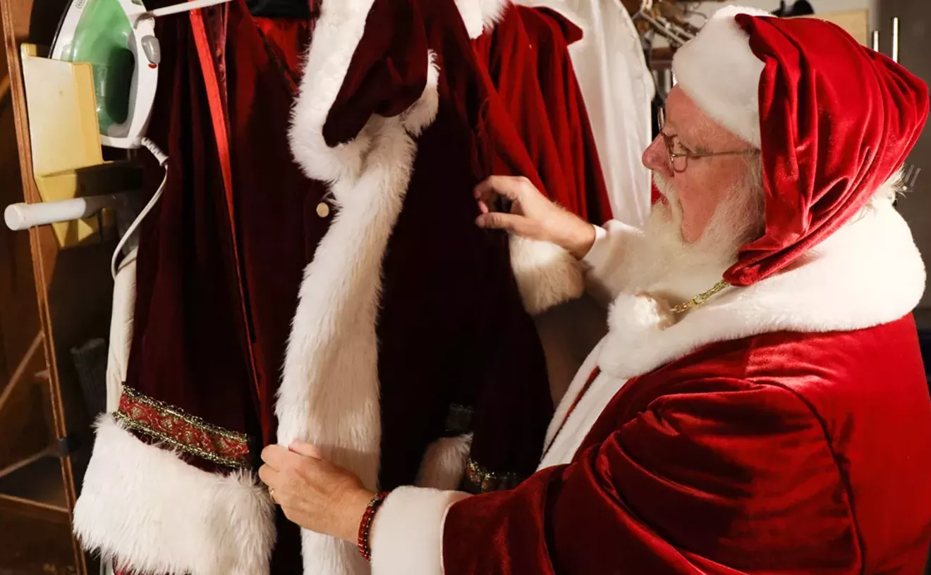 25 Questions with Santa Claus