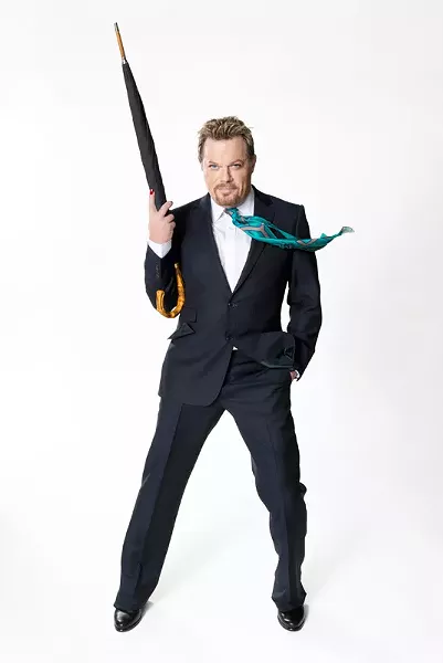 eddie-izzard---force-majeuer-color-4---photo-credit---amanda-searle.jpg