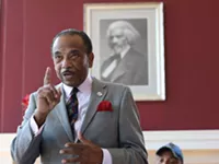 Stewart asks Monroe County Democrats to work together, calls Warren&rsquo;s indictment political