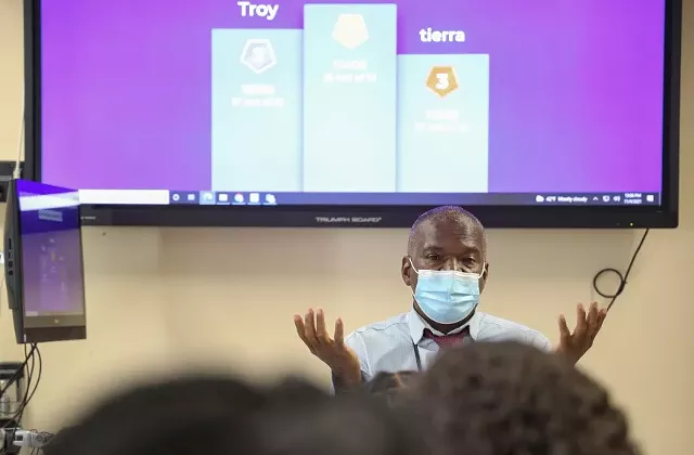 Financial literacy classes prep teens for real world money management - Vimarsana News