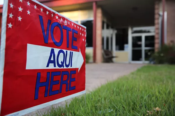 140212-vote-aqui-sign-sl-1607_ae895cec79dcb9c9110be00df4238812.jpg