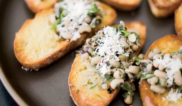 Black eyed peas on new years 10 Black-Eyed Pea Recipes for New Year's Day | Flavor