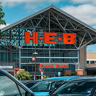 H-E-B Exec Tells People Not to Bring Whole Family to Store Because Some Texans Still Don't Get Social Distancing