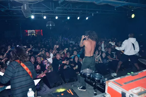 Turnstile - CHRIS CONDE