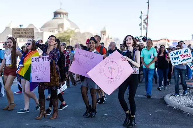 San Antonio Women's March 2017 - PHOTO BY ISMAEL RODRIGUEZ