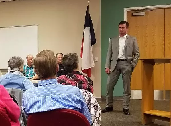 Sen. Brandon Creighton meets with constituents. - TWITTER / SENCREIGHTON