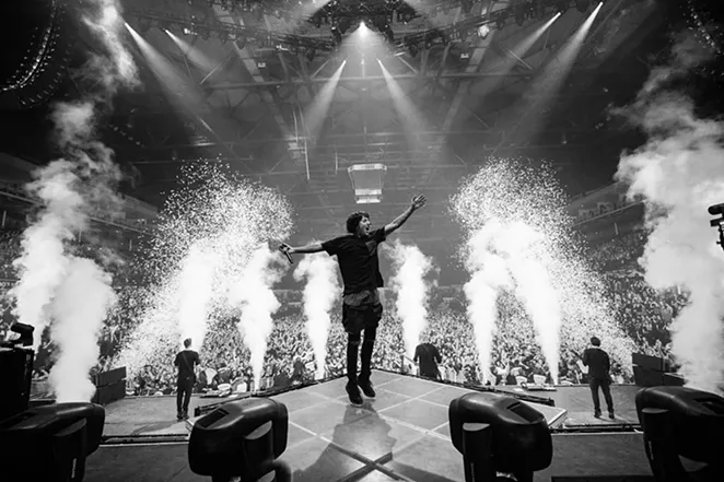 FACEBOOK, BRING ME THE HORIZON