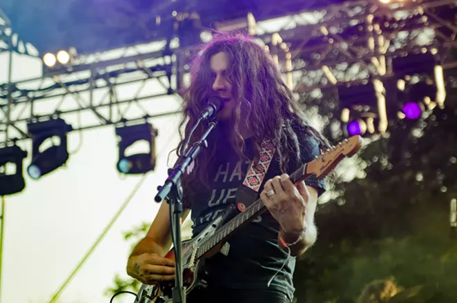 Kurt Vile and stoner mane - JAIME MONZON