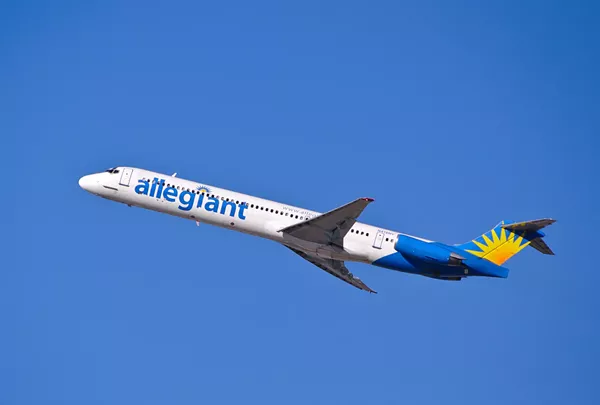 Do you want to fly to Vegas for free tomorrow? - WIKIMEDIA COMMONS