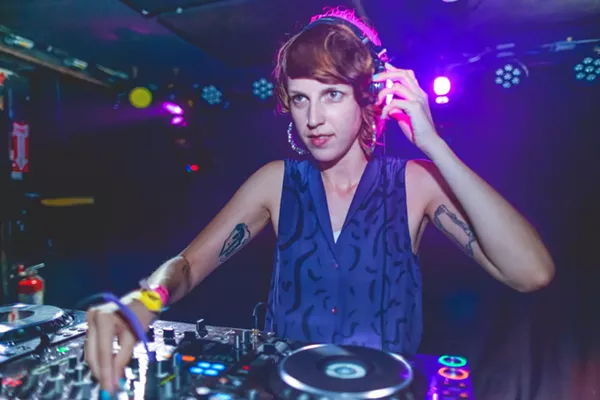 Riobamba doing her thang. - NICKY DIGITAL