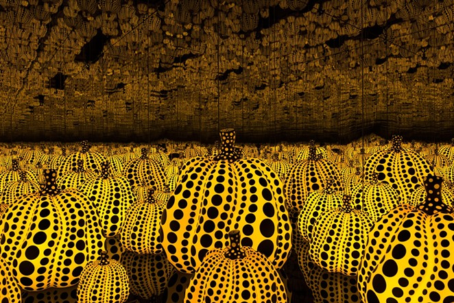 Yayoi Kusama, All the Eternal Love I Have for the Pumpkins, 2016 - FACEBOOK / MCNAY ART MUSEUM