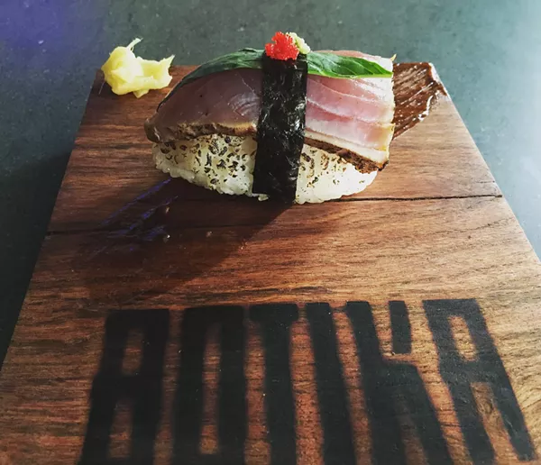 Onigiri roll - JESSICA ELIZARRARAS