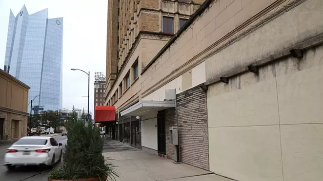 This one-story building at 123 E. Travis St. was recently purchased by Weston Urban. - BEN OLIVO / SA HERON