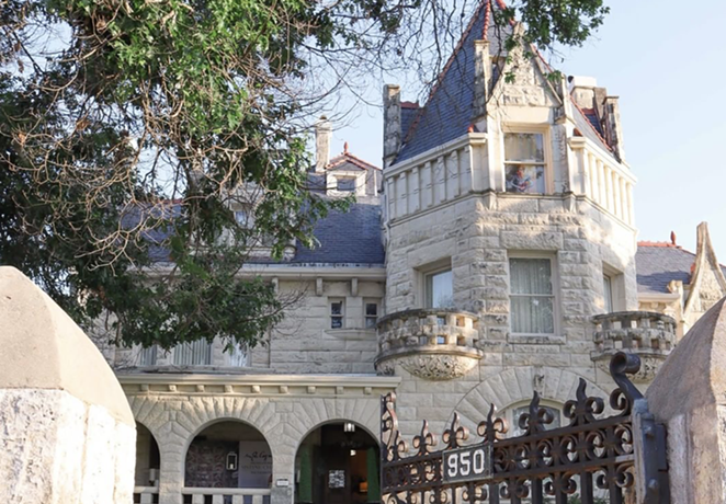 San Antonio's Lambermont Castle will host the Haunted Tavern pop-up series. - INSTAGRAM / BRIDALBUZZSA