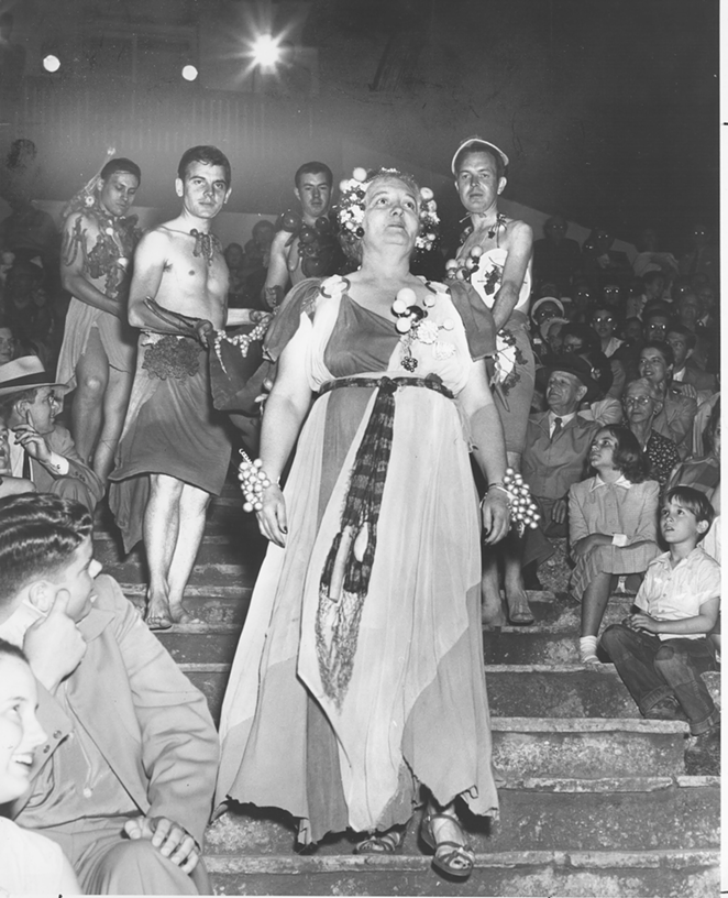 Kay Crews as Her Asthmatic Majesty, 1952 (courtesy of the Playhouse and the San Antonio Public Library Texana Collection)