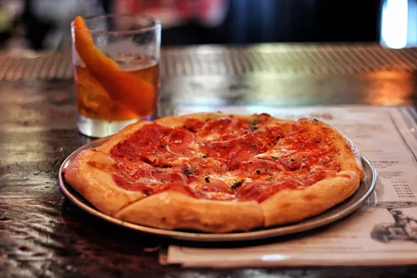 The Country Ham Pizza and an Old Fashioned - INSTAGRAM/@DRINKING.IN.SA