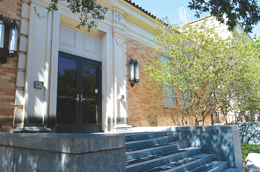 The “Healthy Living” Residence Hall at University of Texas at Austin is a substance free environment - THE UNIVERSITY OF TEXAS AT AUSTIN HOUSING AND FOOD SERVICE