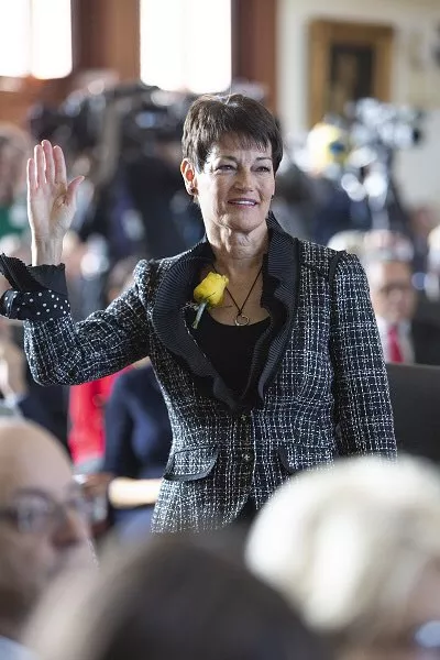 State Sen. Donna Campbell is sworn in at the start of the current legislative session. - TWITTER / @DONNACAMPBELLTX