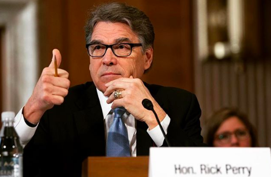 INSTAGRAM / SECRETARYPERRY