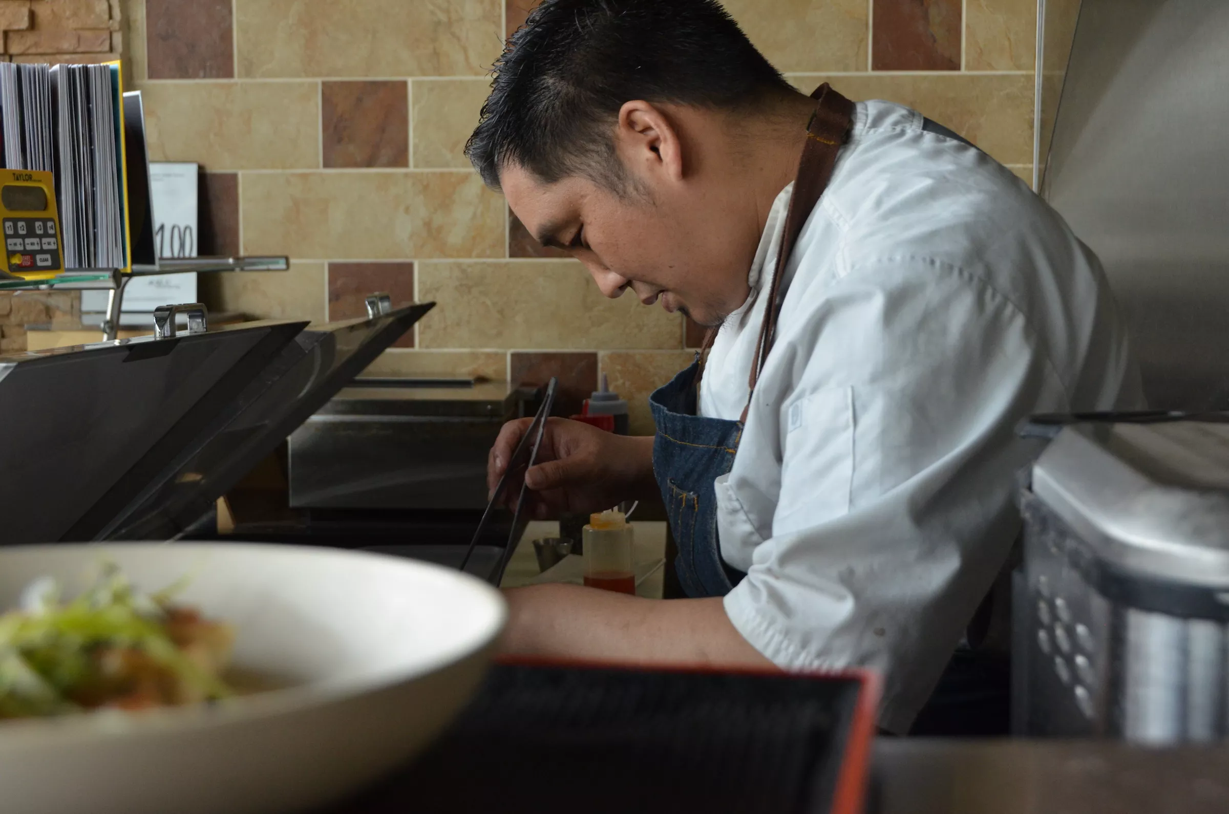 San Antonio Chef Fighting Cancer Opposes Texas Reopening Of