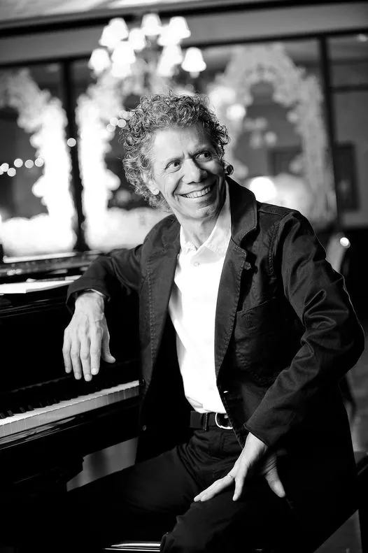Chick Corea - FACEBOOK / CHICK COREA